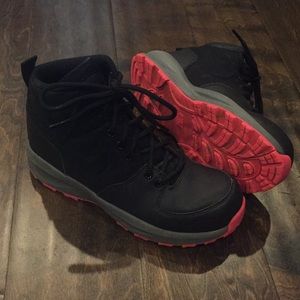 Boys Nike Boots